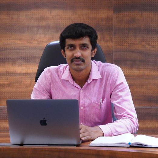 Dr. Rajkumar Subramaniam – MS (General Surgery), M.Ch (Surgical Oncology, JIPMER), DNB (Surgical Oncology).